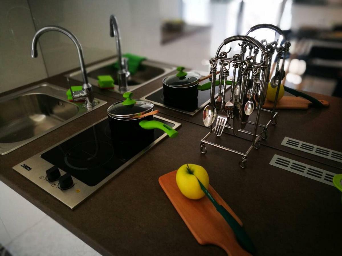 Cres Art Studio Kuning Apartment Εξωτερικό φωτογραφία