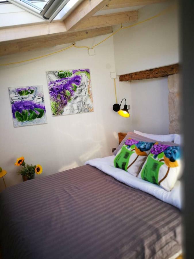 Cres Art Studio Kuning Apartment Εξωτερικό φωτογραφία